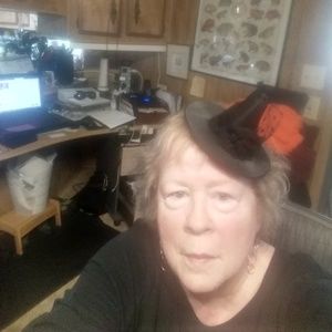 Meet your Posher, Merrill